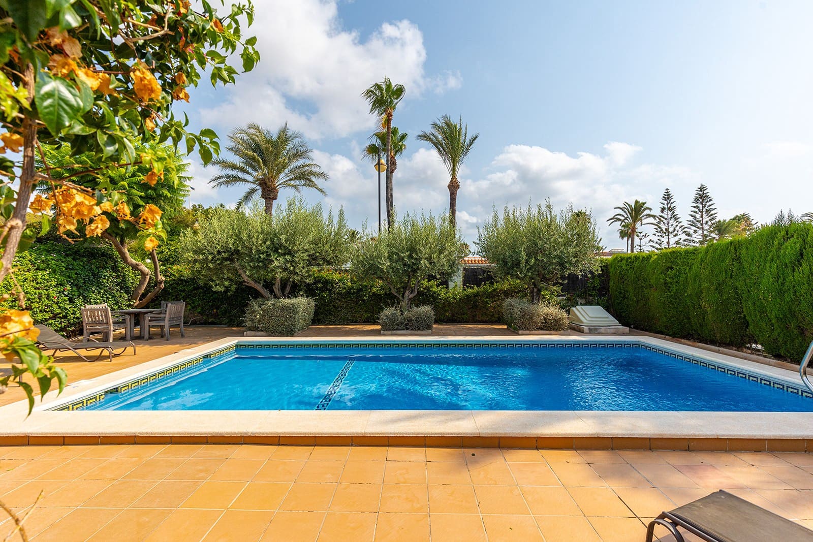 3 sovrum Villa till salu i Torrevieja med pool garage - 649 000 € (Ref: 10060734)