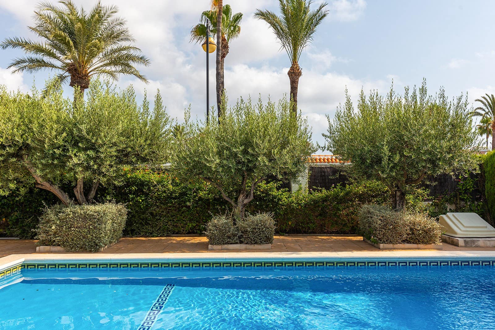 3 sovrum Villa till salu i Torrevieja med pool garage - 649 000 € (Ref: 10060734)
