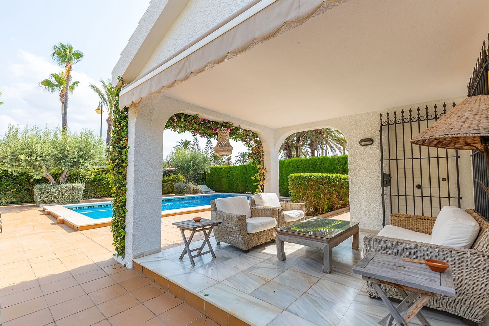 3 sovrum Villa till salu i Torrevieja med pool garage - 649 000 € (Ref: 10060734)
