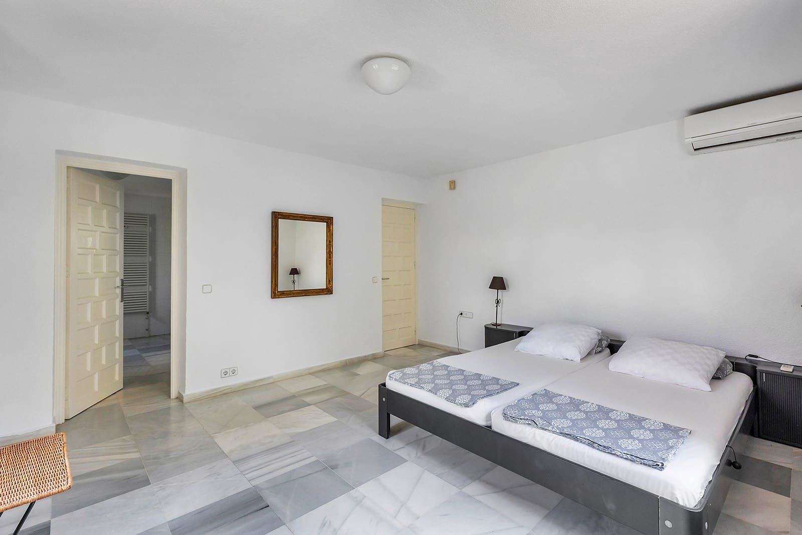 3 sovrum Villa till salu i Torrevieja med pool garage - 649 000 € (Ref: 10060734)