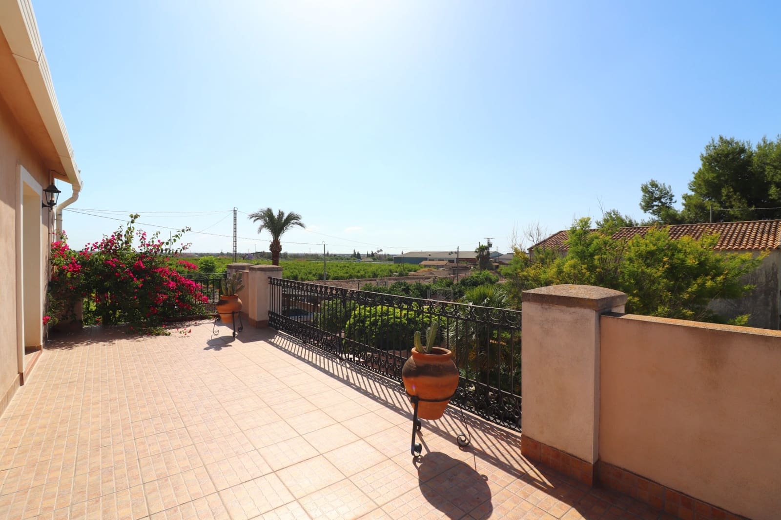 Finca/Casa Rural de 4 habitaciones en Albatera en venta con garaje - 320.000 € (Ref: 10060739)