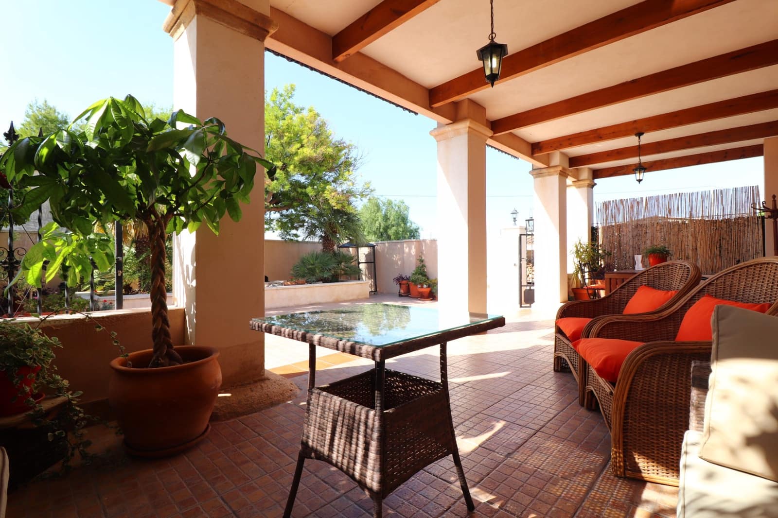 Finca/Casa Rural de 4 habitaciones en Albatera en venta con garaje - 320.000 € (Ref: 10060739)