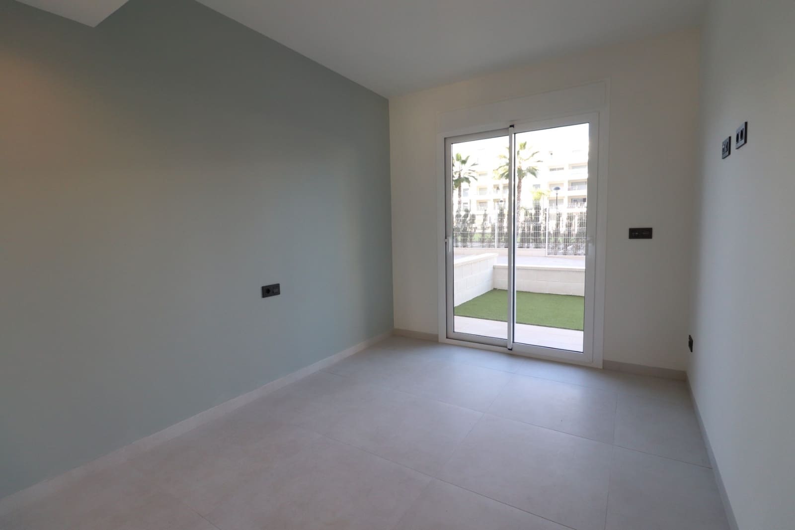 2 soveværelse Lejlighed til salg i El Raso med swimmingpool garage - € 295.000 (Ref: 10060761)