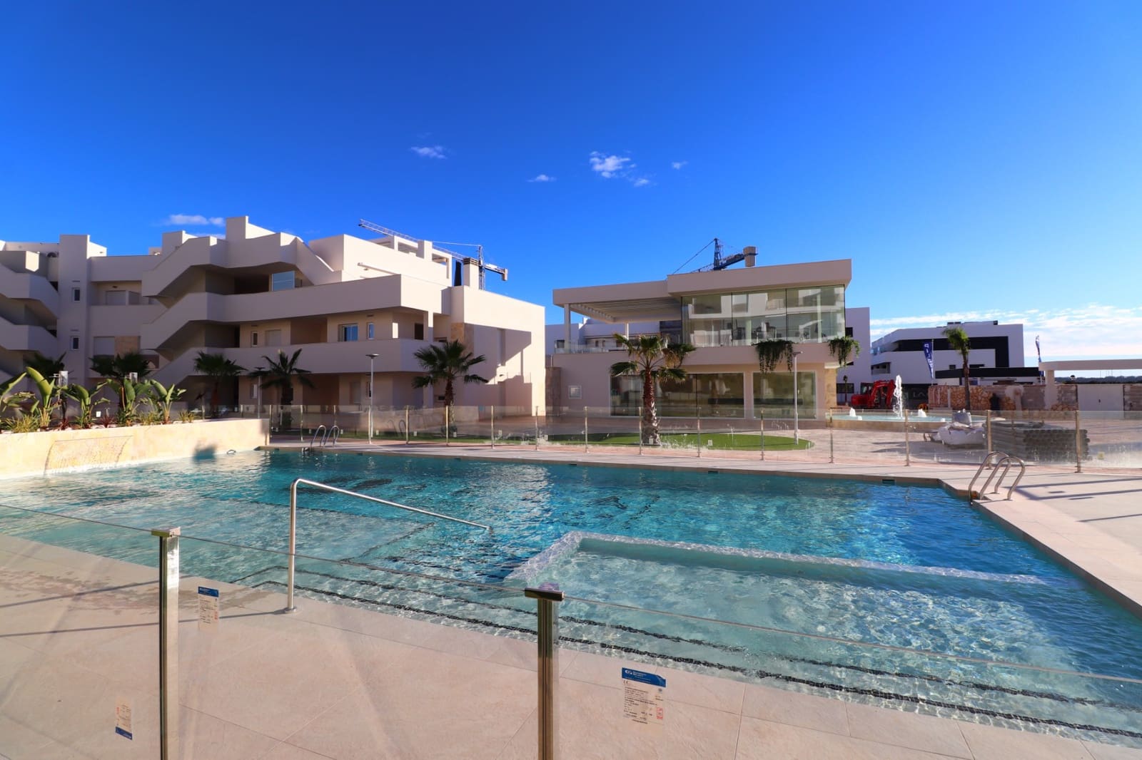 2 soveværelse Lejlighed til salg i El Raso med swimmingpool garage - € 295.000 (Ref: 10060761)