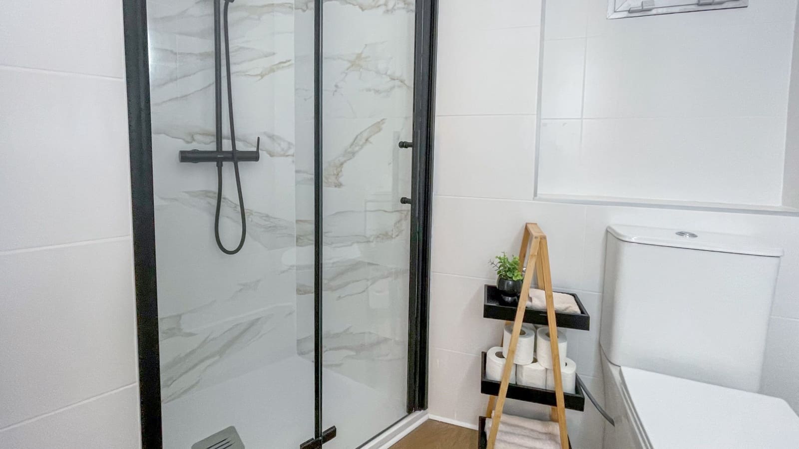 3 Zimmer Wohnung zu verkaufen in Cabo Roig mit Pool Garage - 269.000 € (Ref: 10060763)