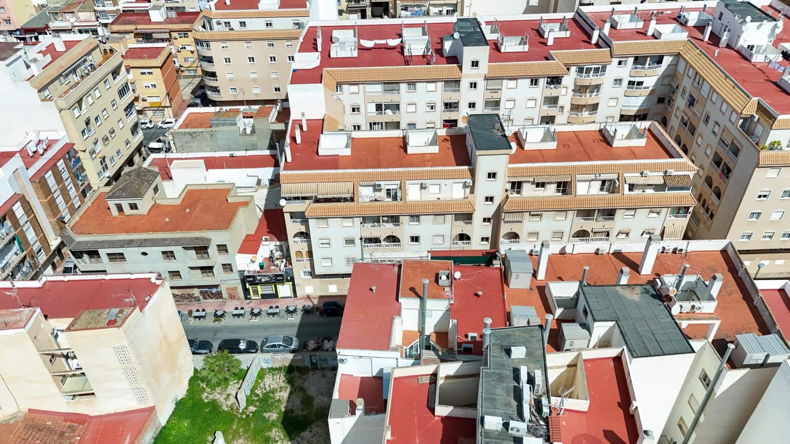 2 quarto Apartamento para venda em Torrevieja com piscina - 119 000 € (Ref: 10060765)