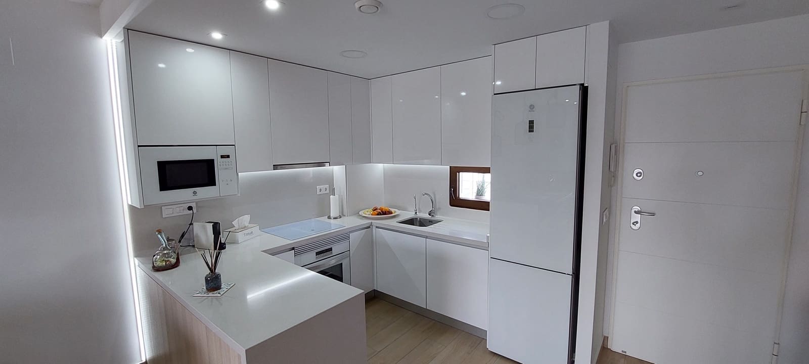 2 makuuhuone Kattohuoneisto myytävänä paikassa Los Balcones mukana uima-altaan 
autotalli - 300 000 € (Ref: 10060771)