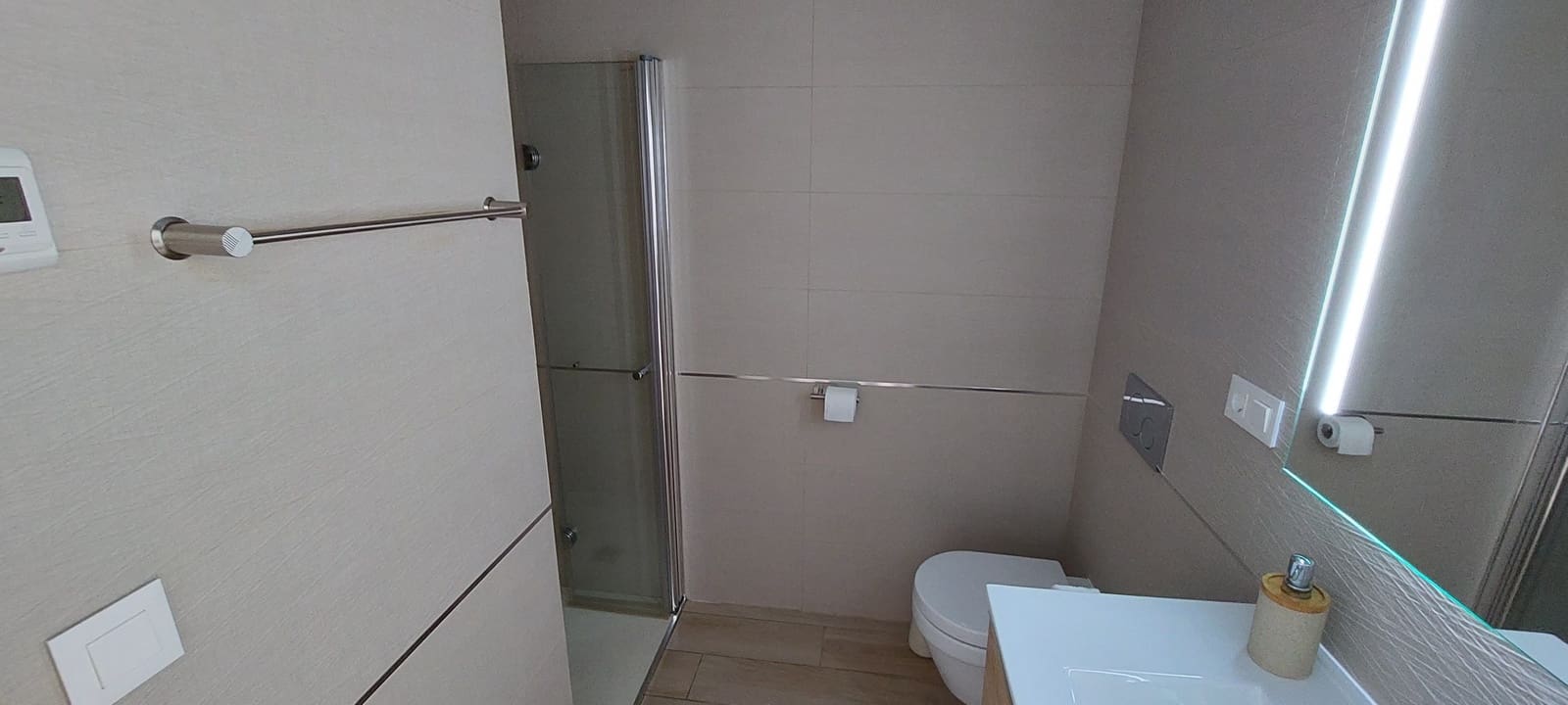 2 makuuhuone Kattohuoneisto myytävänä paikassa Los Balcones mukana uima-altaan 
autotalli - 300 000 € (Ref: 10060771)