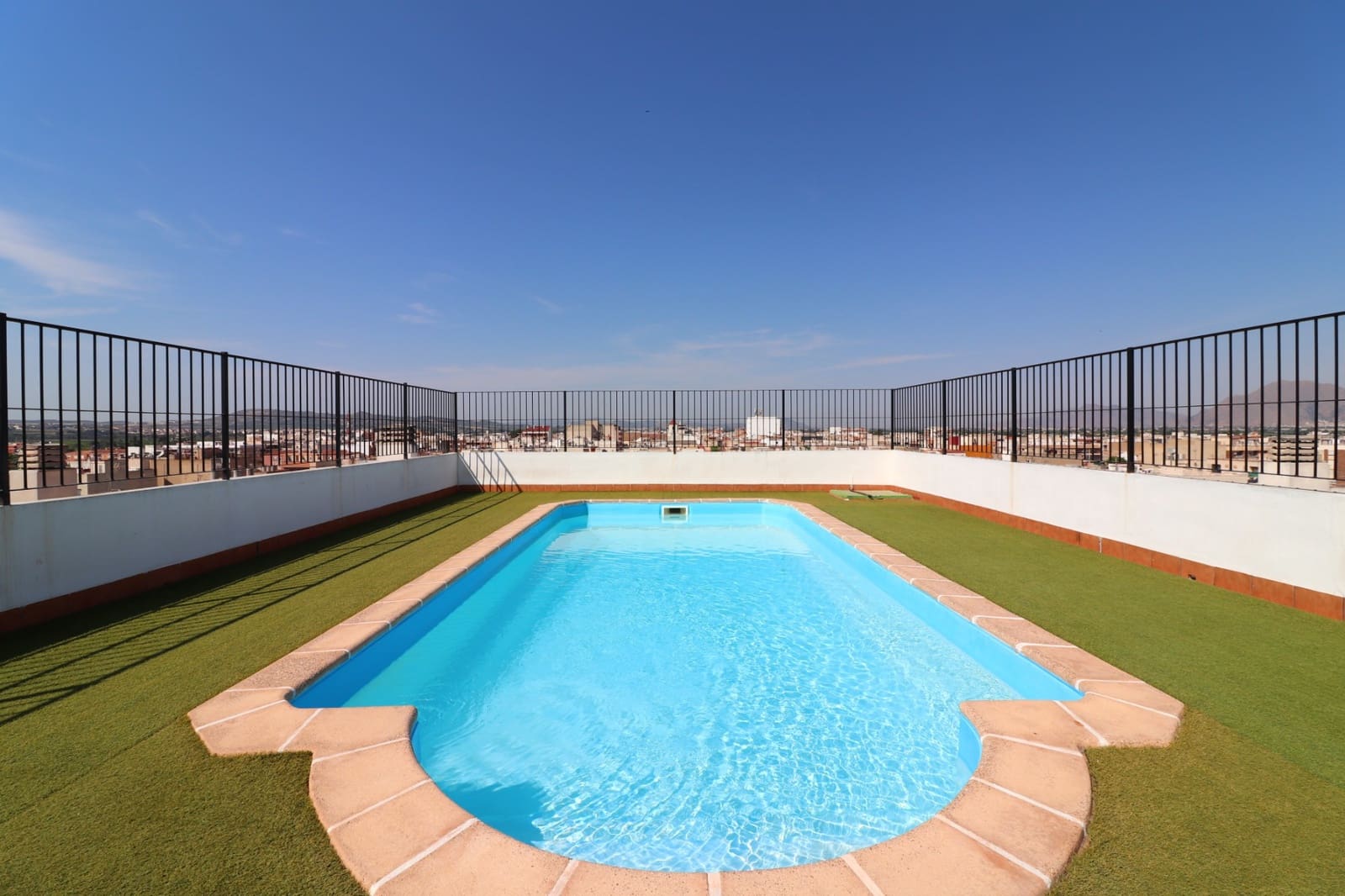 2 Zimmer Apartment zu verkaufen in Almoradi mit Pool - 117.000 € (Ref: 10060775)