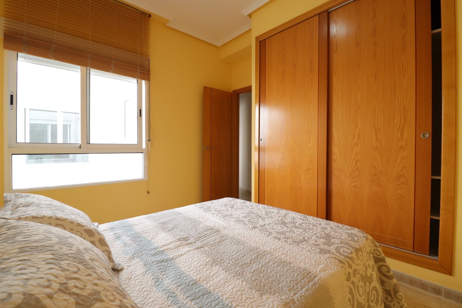 2 Zimmer Apartment zu verkaufen in Almoradi mit Pool - 117.000 € (Ref: 10060775)