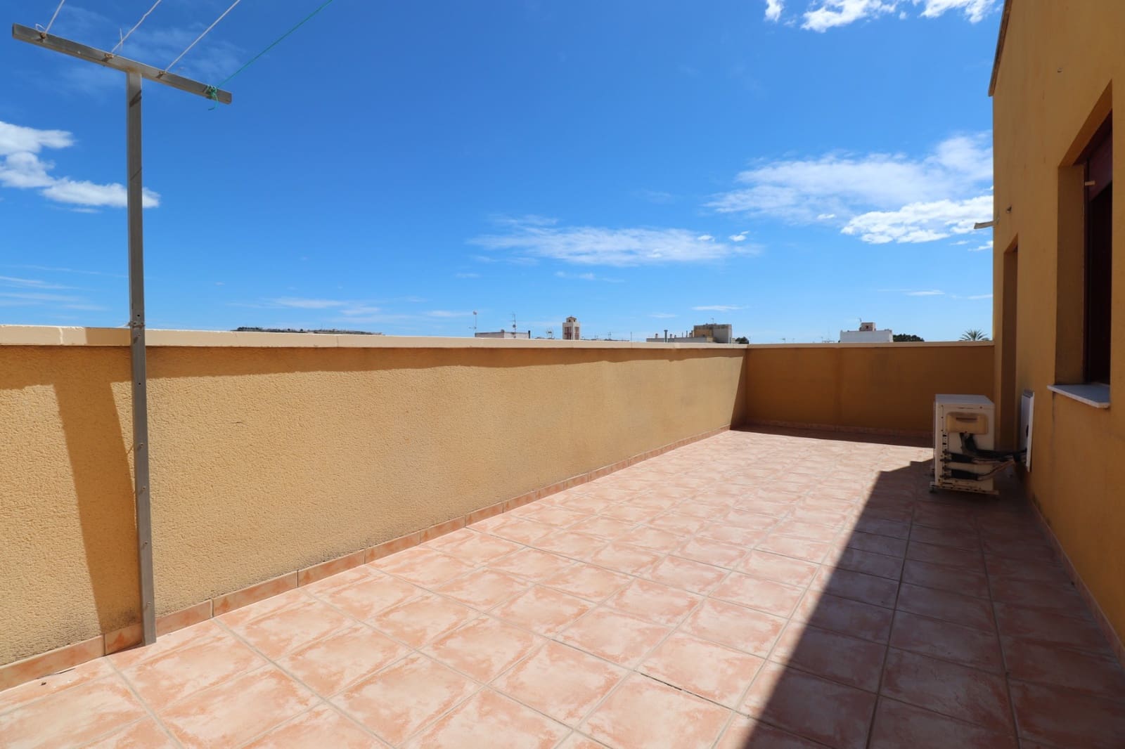 2 Zimmer Penthouse zu verkaufen in Formentera del Segura mit Pool - 139.900 € (Ref: 10060776)