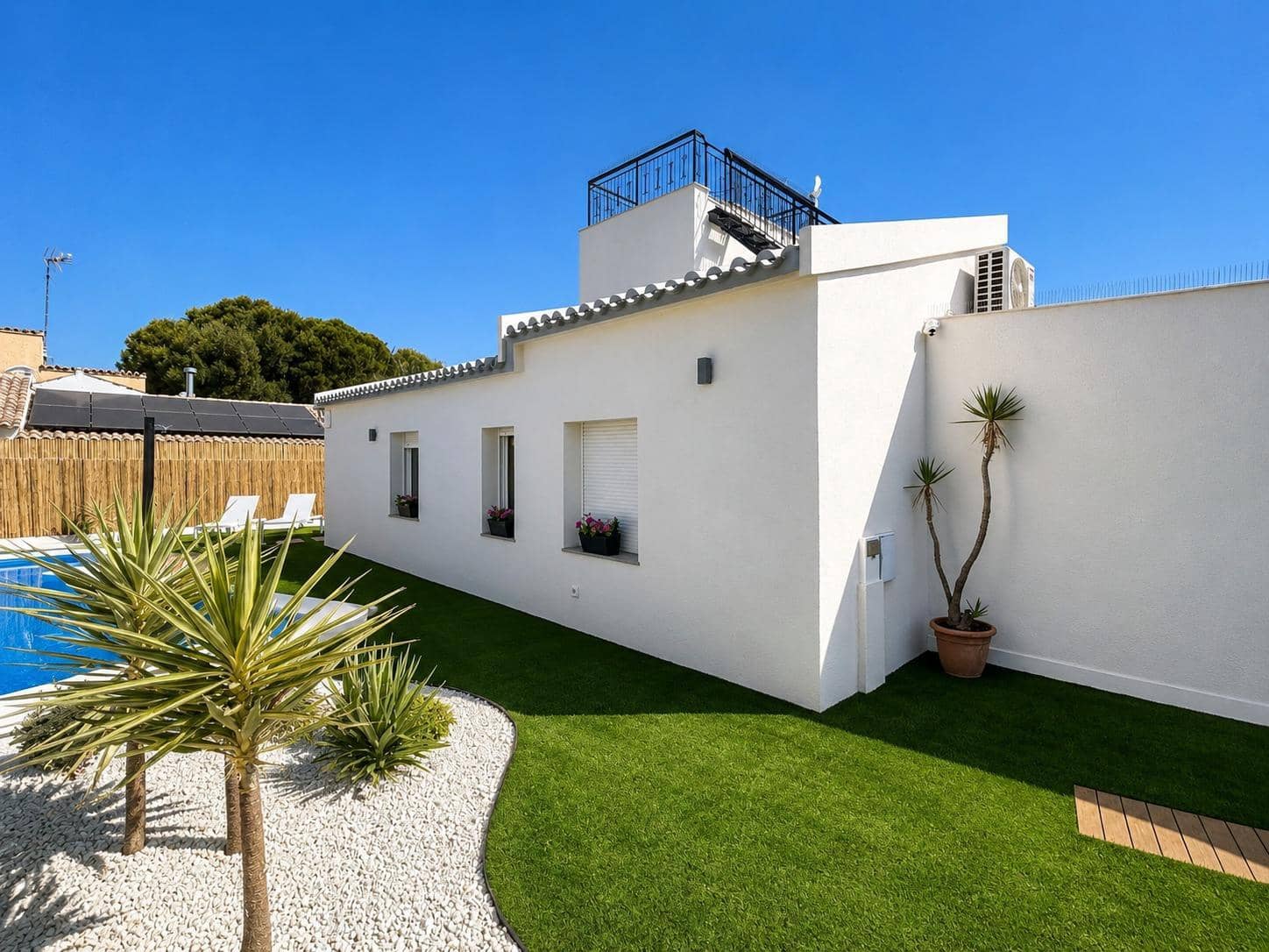 4 slaapkamer Halfvrijstaande villa te koop in Orihuela Costa met zwembad garage - € 750.000 (Ref: 10061279)