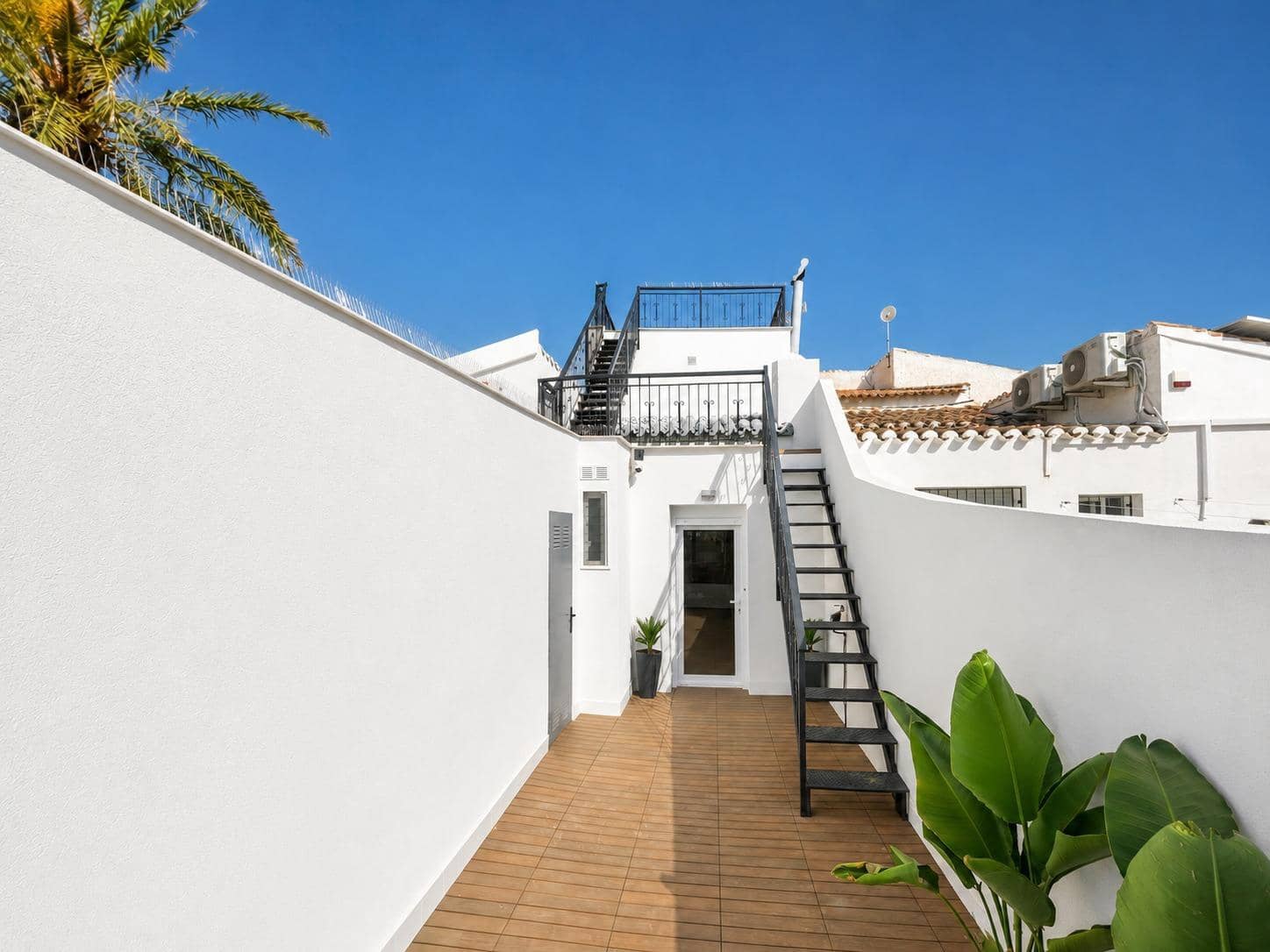 4 slaapkamer Halfvrijstaande villa te koop in Orihuela Costa met zwembad garage - € 750.000 (Ref: 10061279)