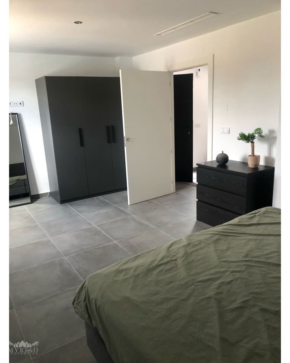 5 soverom Villa til salgs i Pinoso med svømmebasseng - € 410 000 (Ref: 10062435)
