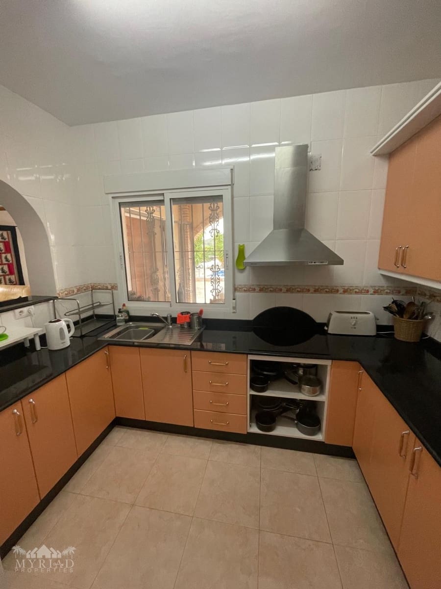 4 chambre Villa/Maison à vendre à Las Casicas avec piscine - 299 995 € (Ref: 10062437)