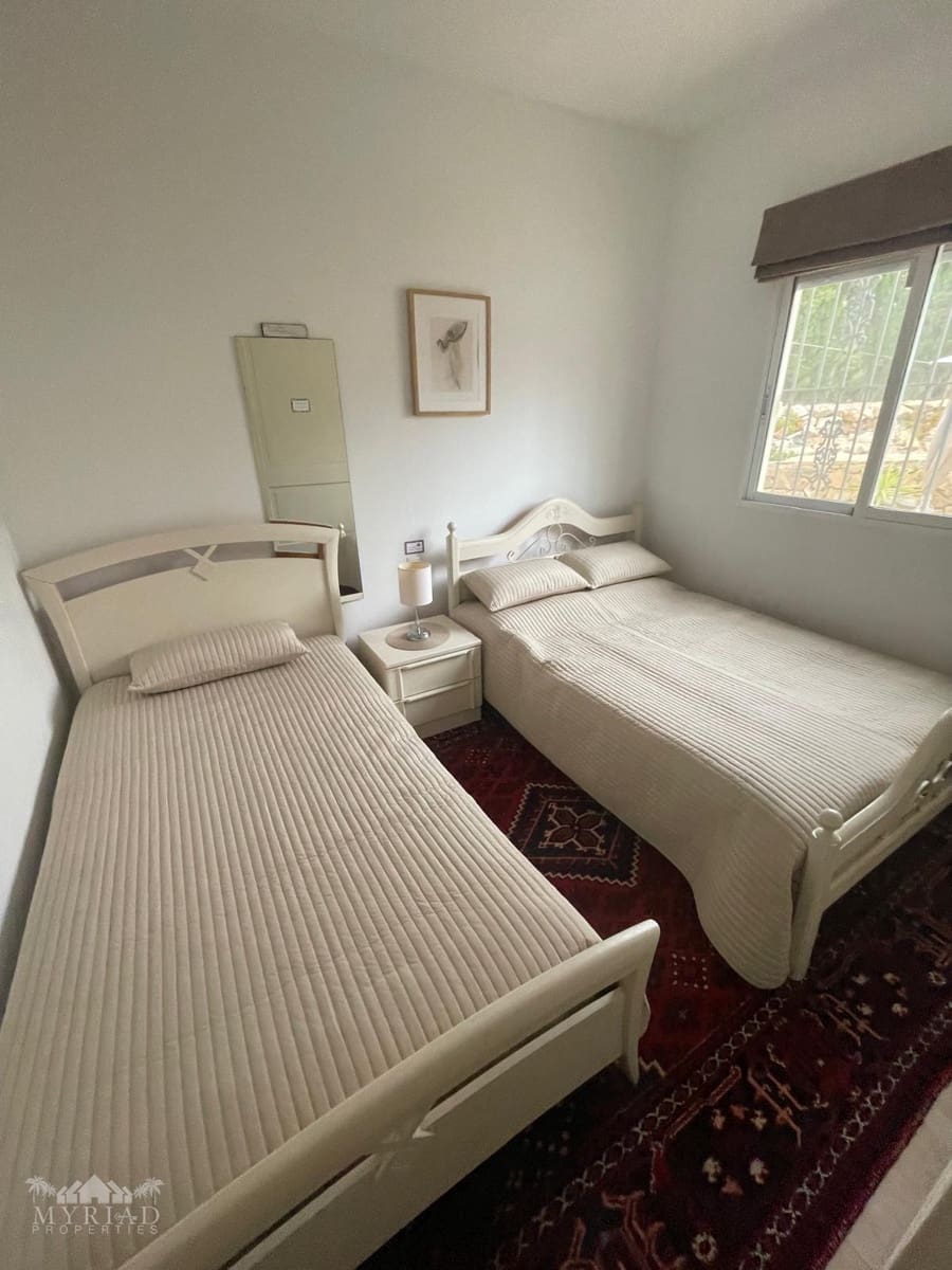 4 chambre Villa/Maison à vendre à Las Casicas avec piscine - 299 995 € (Ref: 10062437)