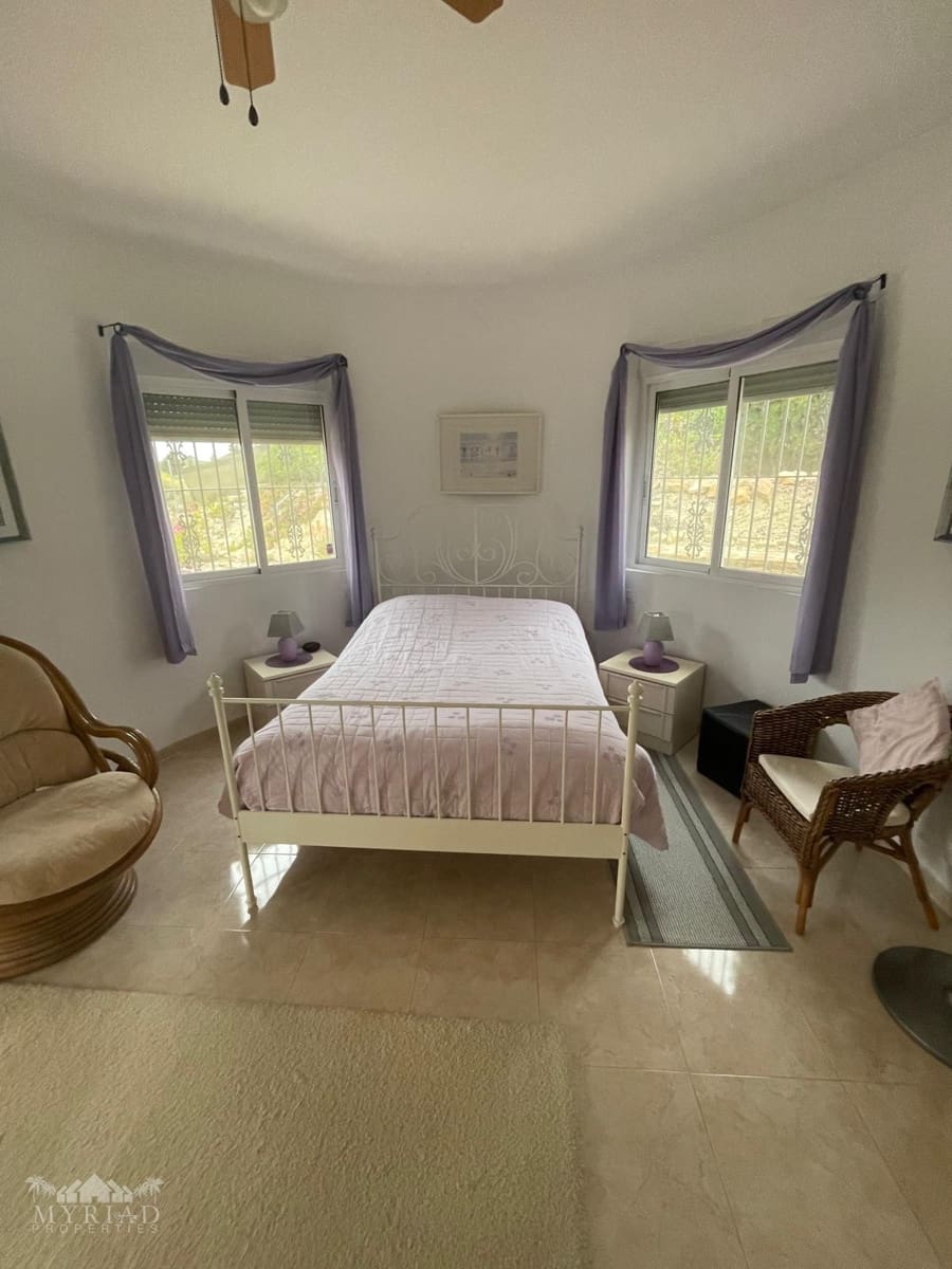 4 chambre Villa/Maison à vendre à Las Casicas avec piscine - 299 995 € (Ref: 10062437)