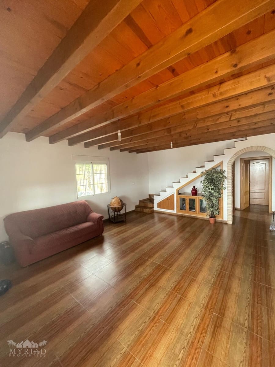 Chalet de 4 habitaciones en Macisvenda en venta - 295.995 € (Ref: 10062444)