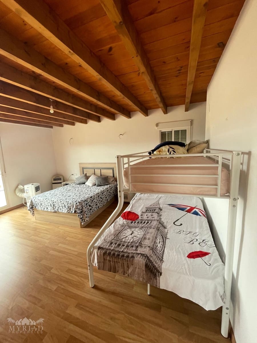 Chalet de 4 habitaciones en Macisvenda en venta - 295.995 € (Ref: 10062444)