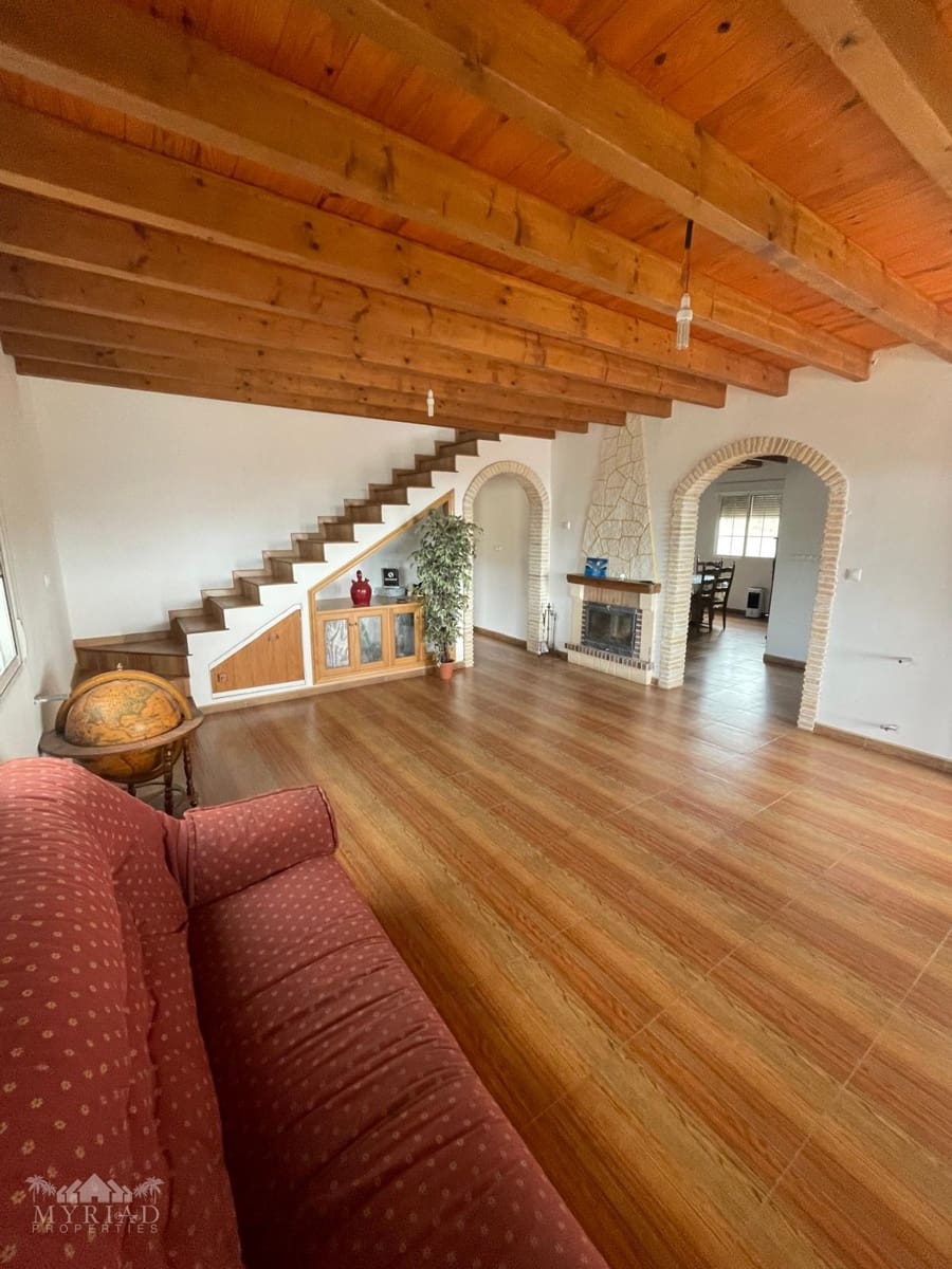 Chalet de 4 habitaciones en Macisvenda en venta - 295.995 € (Ref: 10062444)