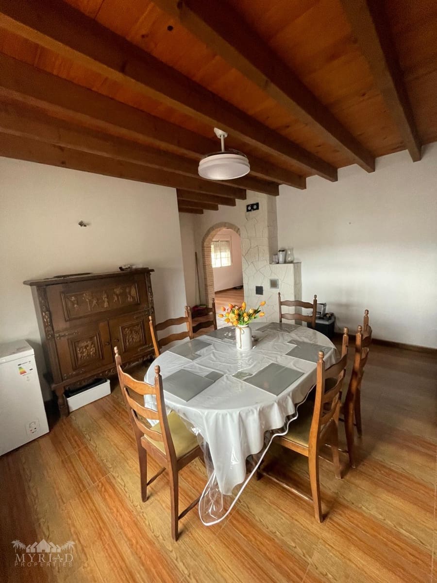 Chalet de 4 habitaciones en Macisvenda en venta - 295.995 € (Ref: 10062444)