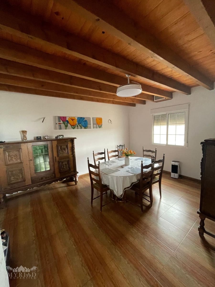 Chalet de 4 habitaciones en Macisvenda en venta - 295.995 € (Ref: 10062444)