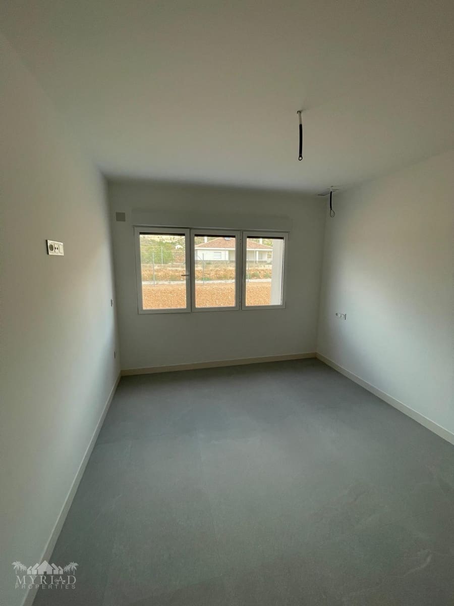 Chalet de 3 habitaciones en Macisvenda en venta - 439.995 € (Ref: 10062445)