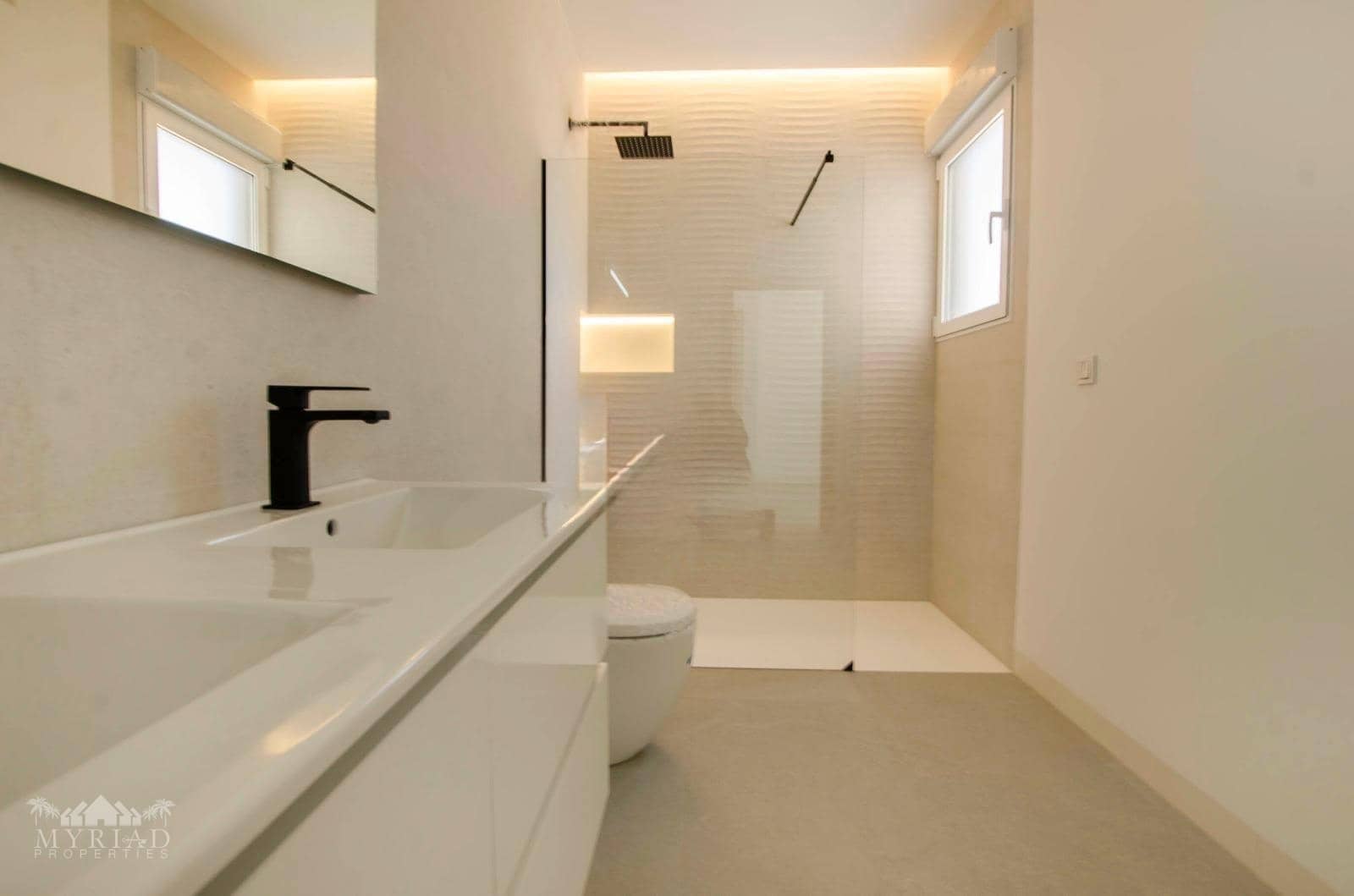 Chalet de 3 habitaciones en Macisvenda en venta - 439.995 € (Ref: 10062445)