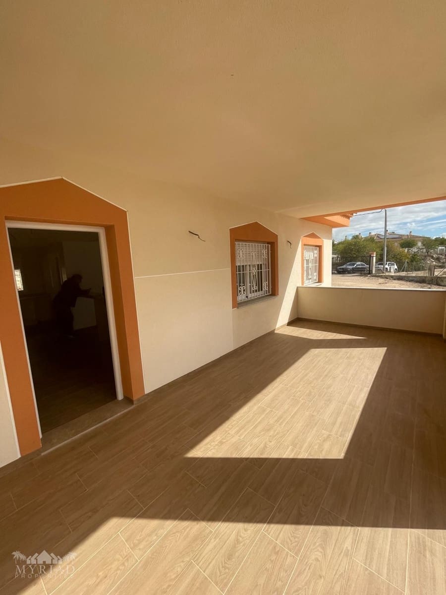 3 soverom Villa til salgs i Macisvenda - € 280 000 (Ref: 10062446)