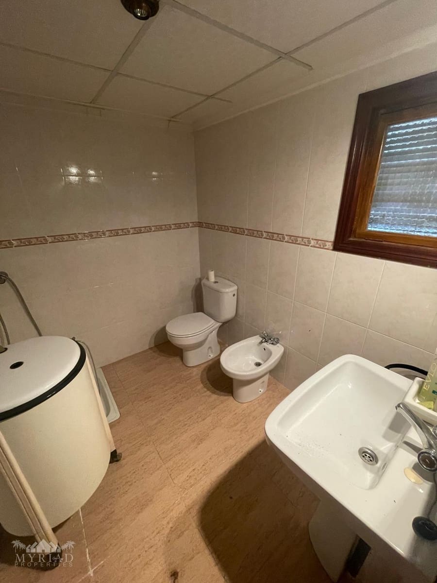 4 soveværelse Byhus til salg i Pinoso med swimmingpool garage - € 295.999 (Ref: 10062448)