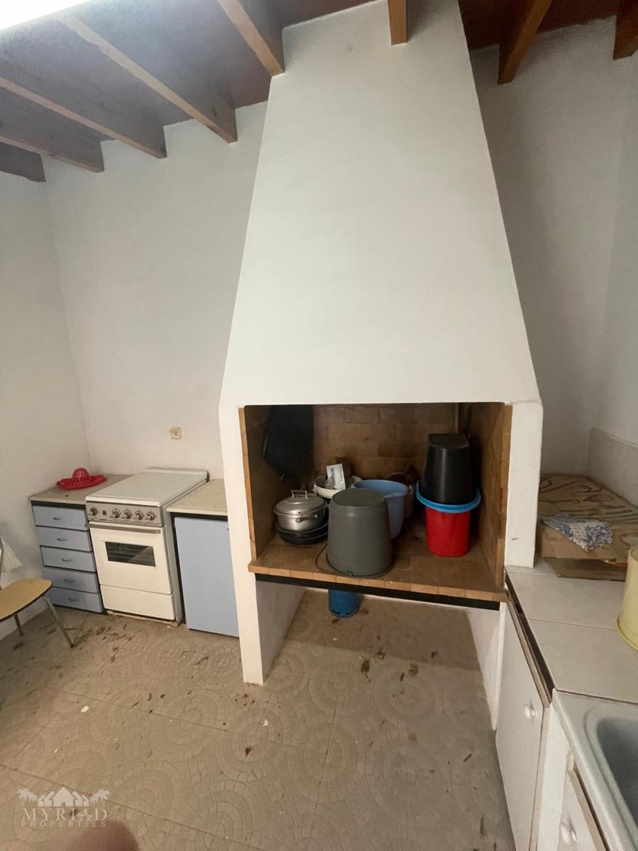 4 soveværelse Byhus til salg i Pinoso med swimmingpool garage - € 295.999 (Ref: 10062448)