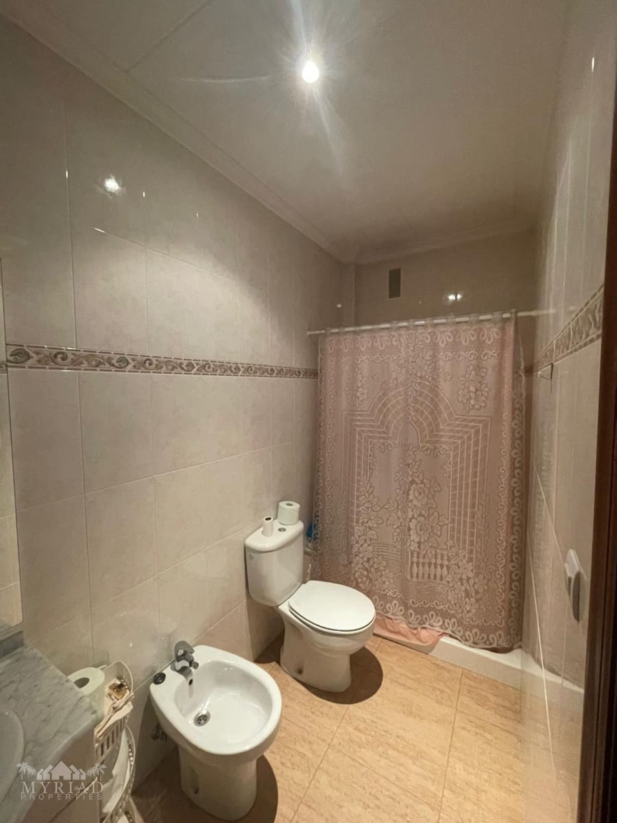 4 soveværelse Byhus til salg i Pinoso med swimmingpool garage - € 295.999 (Ref: 10062448)