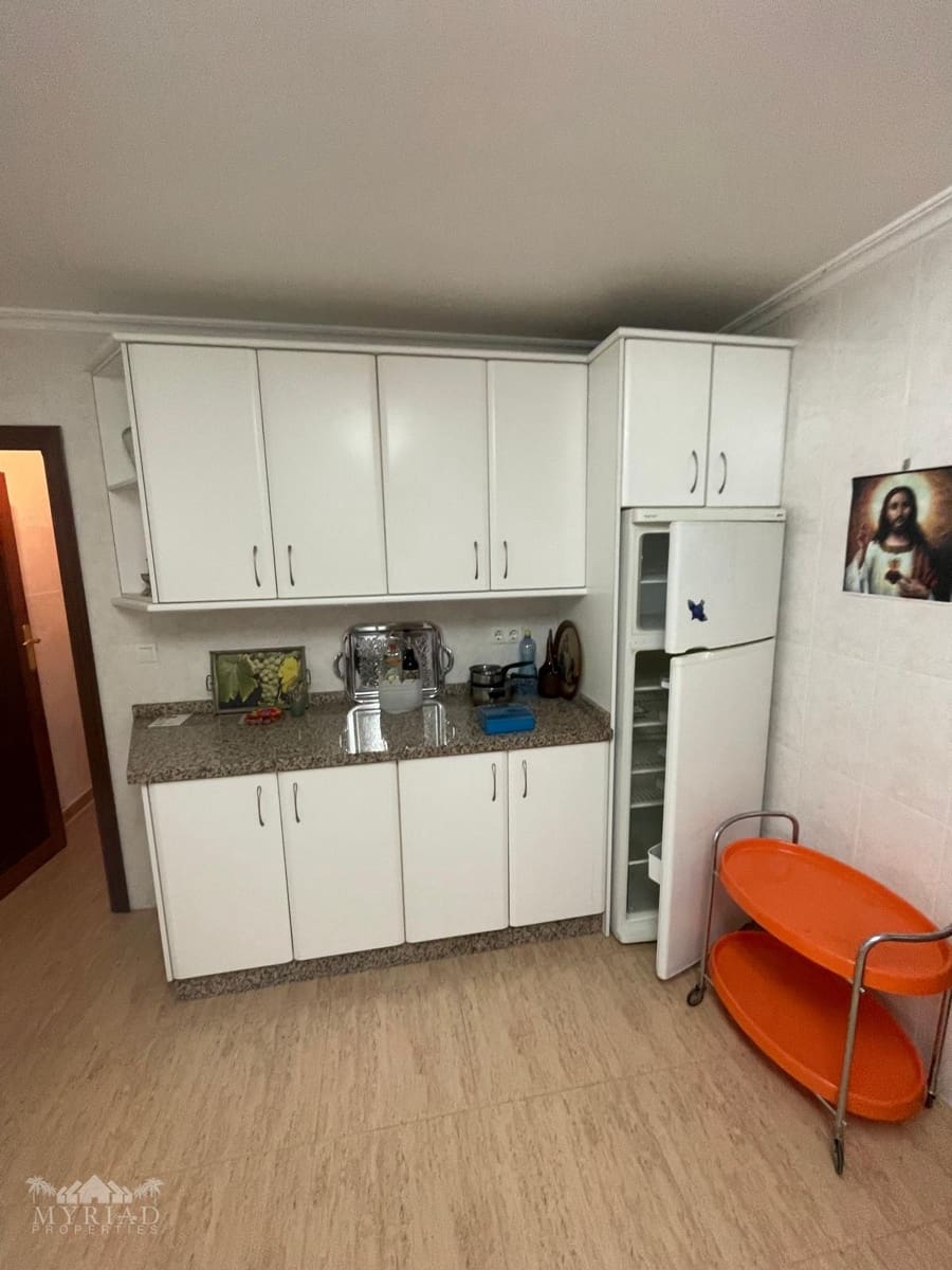 4 soveværelse Byhus til salg i Pinoso med swimmingpool garage - € 295.999 (Ref: 10062448)