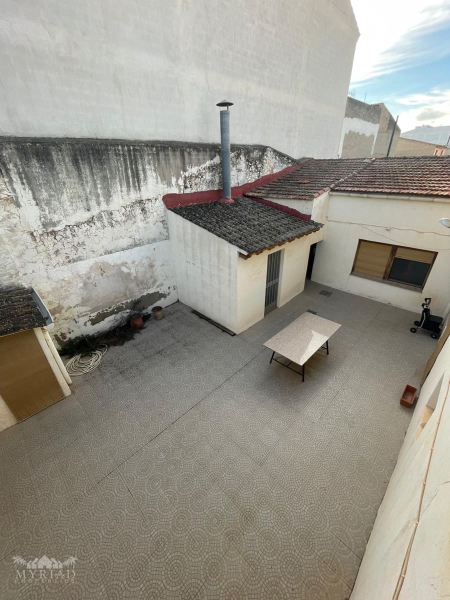 4 soveværelse Byhus til salg i Pinoso med swimmingpool garage - € 295.999 (Ref: 10062448)