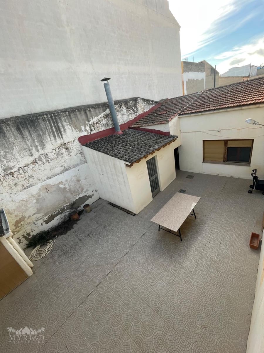 4 soveværelse Byhus til salg i Pinoso med swimmingpool garage - € 295.999 (Ref: 10062448)