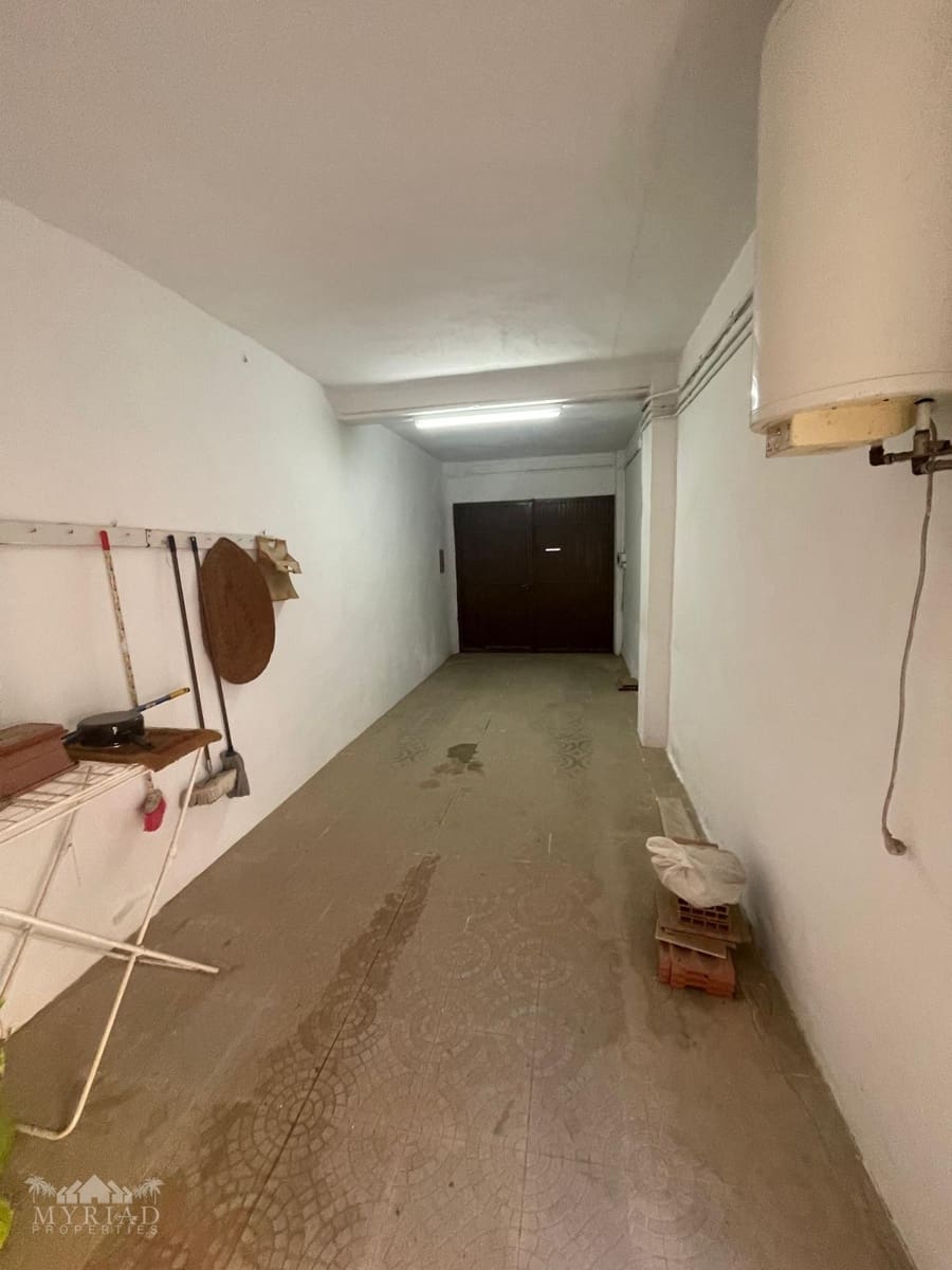 4 soveværelse Byhus til salg i Pinoso med swimmingpool garage - € 295.999 (Ref: 10062448)