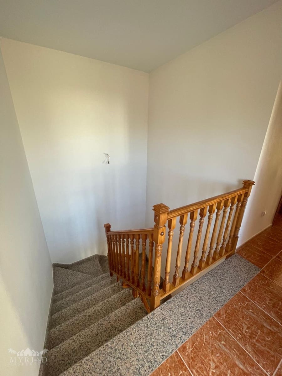 4 soveværelse Villa til salg i Pinoso med garage - € 235.000 (Ref: 10062455)