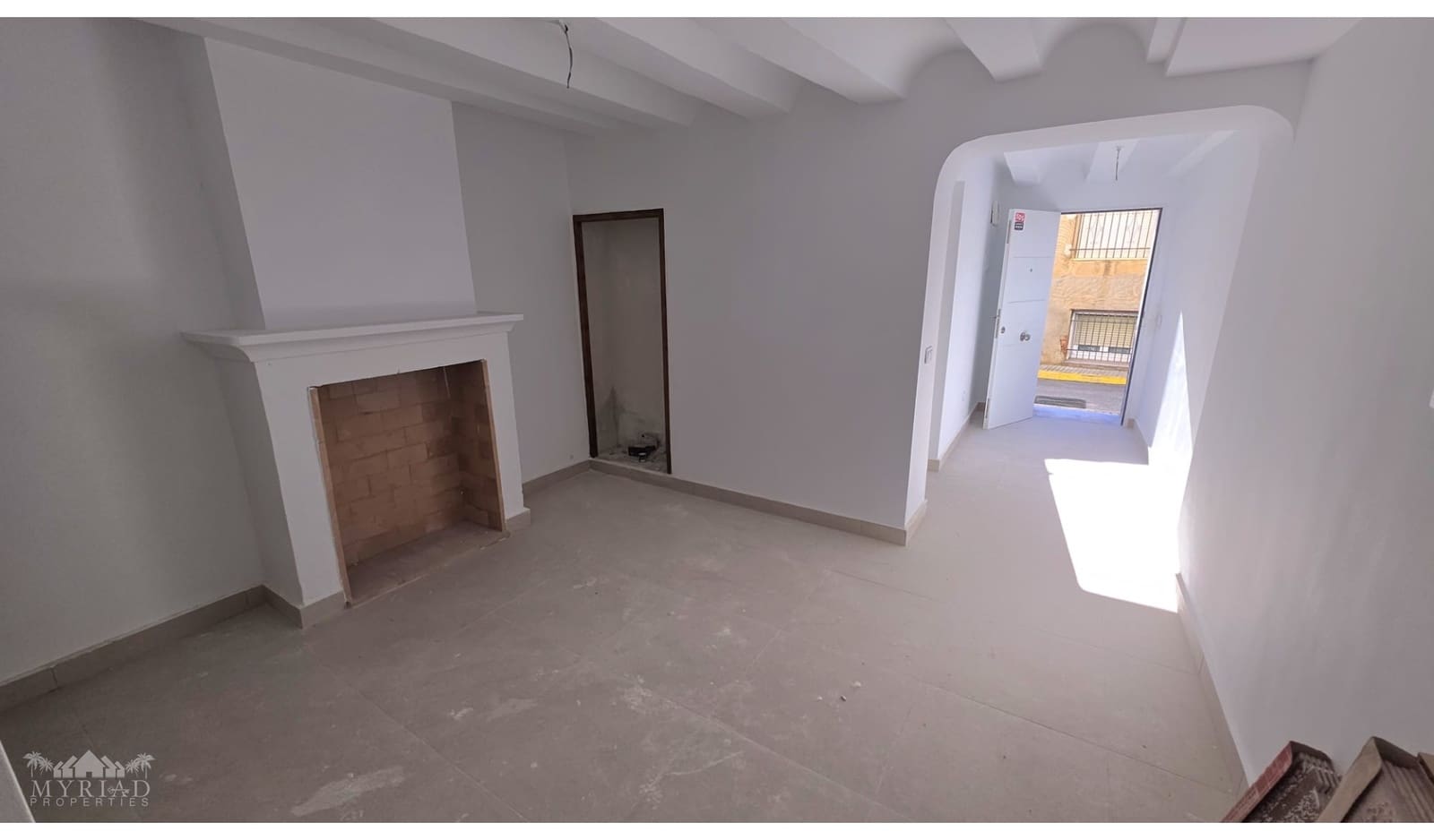3 soverom Hus til salgs i Pinoso - € 135 000 (Ref: 10062456)