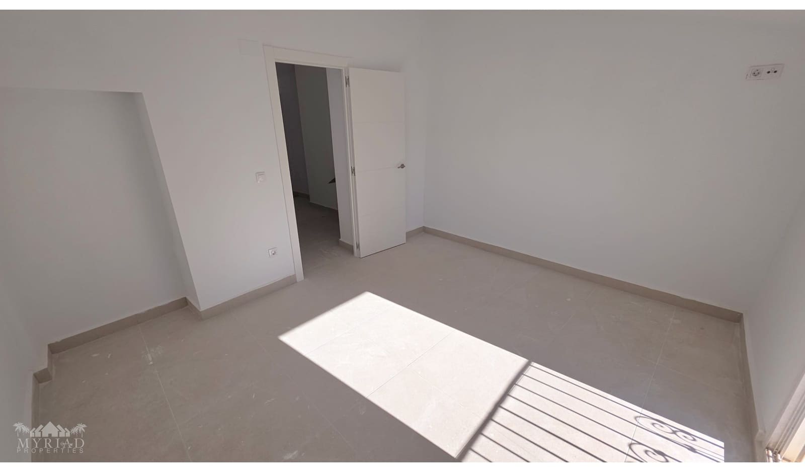 3 soverom Hus til salgs i Pinoso - € 135 000 (Ref: 10062456)