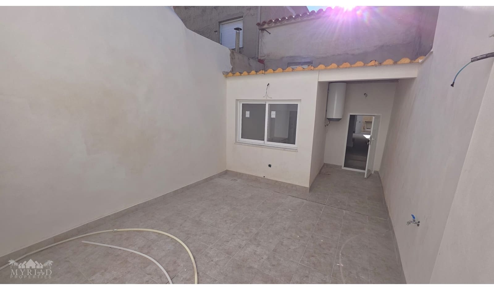 3 soverom Hus til salgs i Pinoso - € 135 000 (Ref: 10062456)