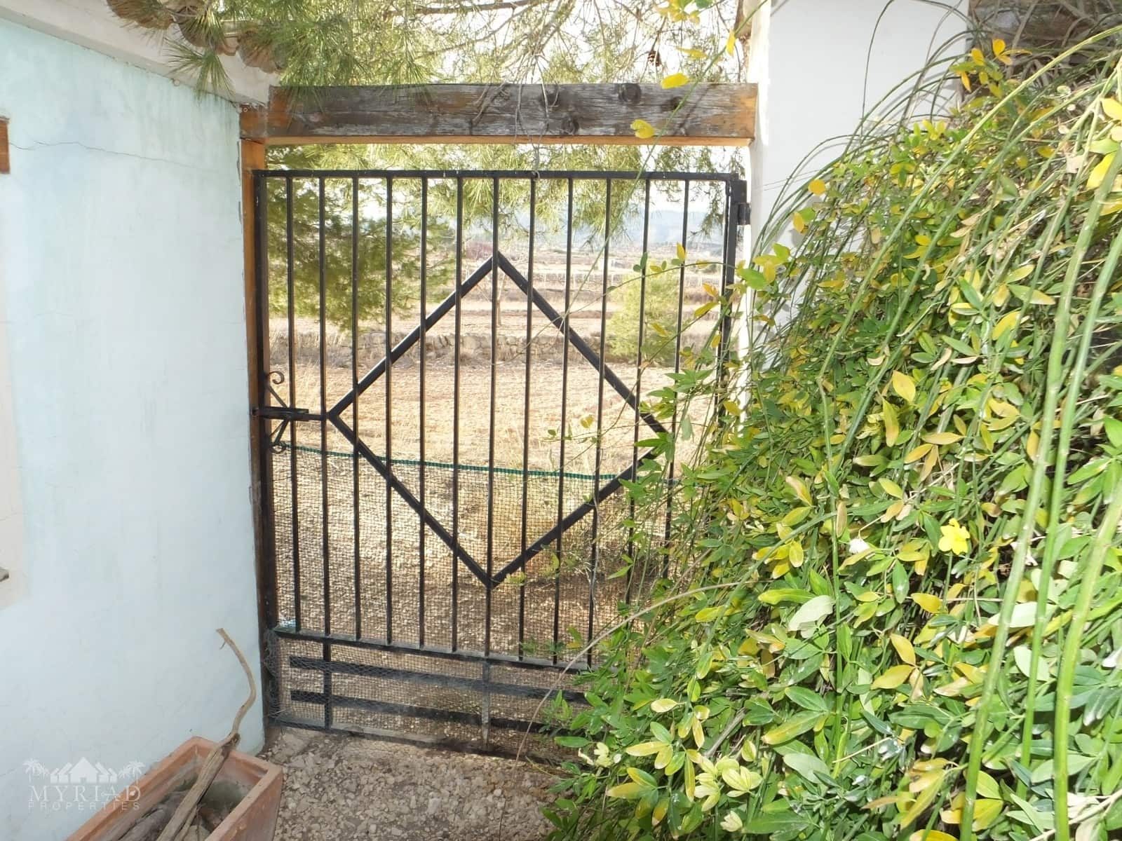 3 soveværelse Finca/Landehus til salg i Pinoso - € 129.000 (Ref: 10062459)