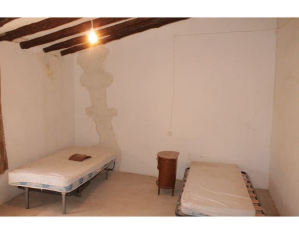 6 quarto Quinta/Casa Rural para venda em Jumilla com garagem - 95 000 € (Ref: 10062463)