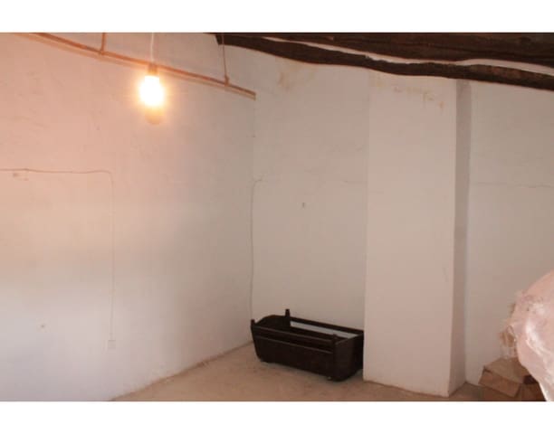 6 quarto Quinta/Casa Rural para venda em Jumilla com garagem - 95 000 € (Ref: 10062463)