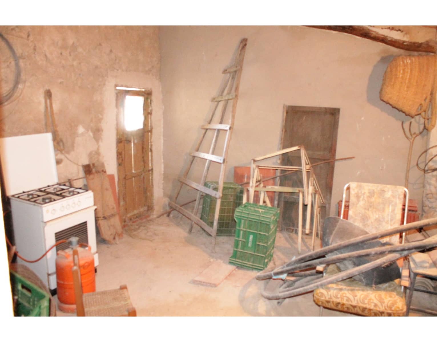 6 quarto Quinta/Casa Rural para venda em Jumilla com garagem - 95 000 € (Ref: 10062463)
