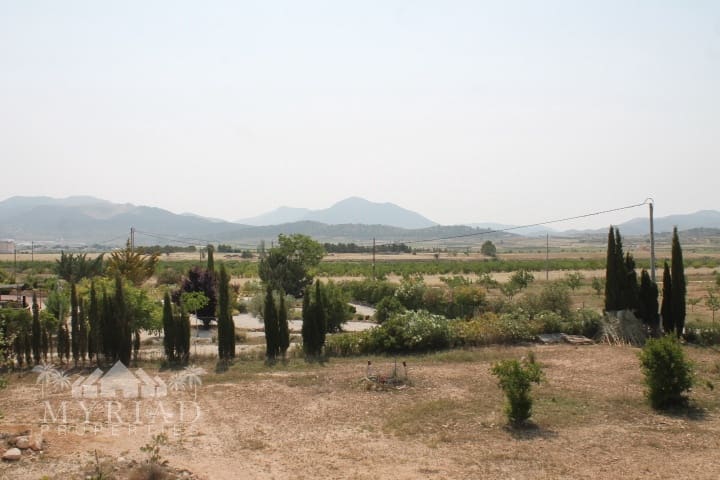 4 bedroom Finca/Country House for sale in Pinoso with garage - € 324,000 (Ref: 10062465)