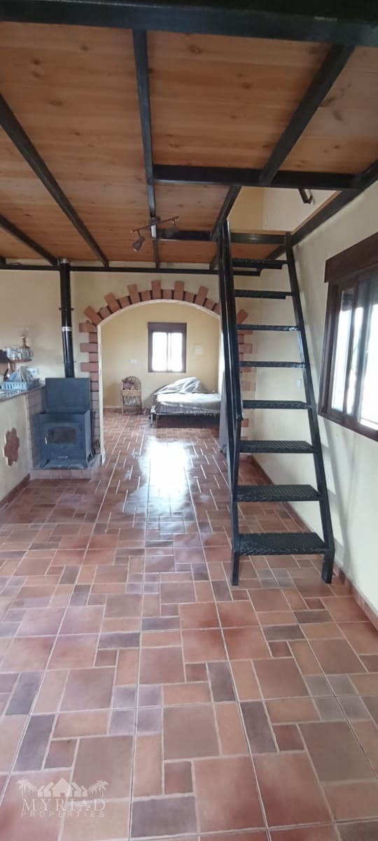 4 bedroom Finca/Country House for sale in Pinoso with garage - € 324,000 (Ref: 10062465)