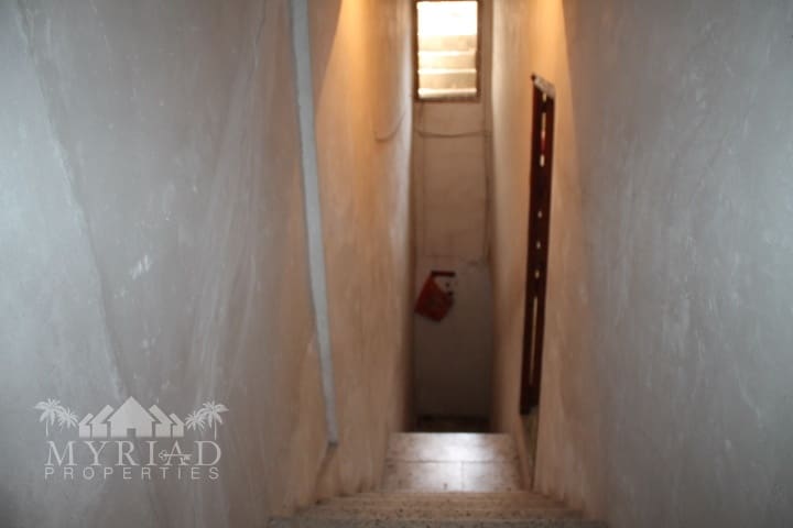 5 soverom Hus til salgs i Pinoso med garasje - € 113 300 (Ref: 10062466)