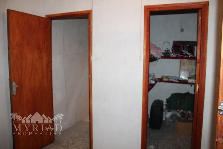 5 soverom Hus til salgs i Pinoso med garasje - € 113 300 (Ref: 10062466)