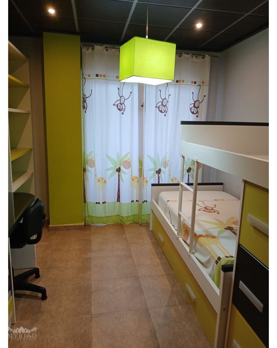 3 slaapkamer Flat te koop in Pinoso - € 135.000 (Ref: 10062470)