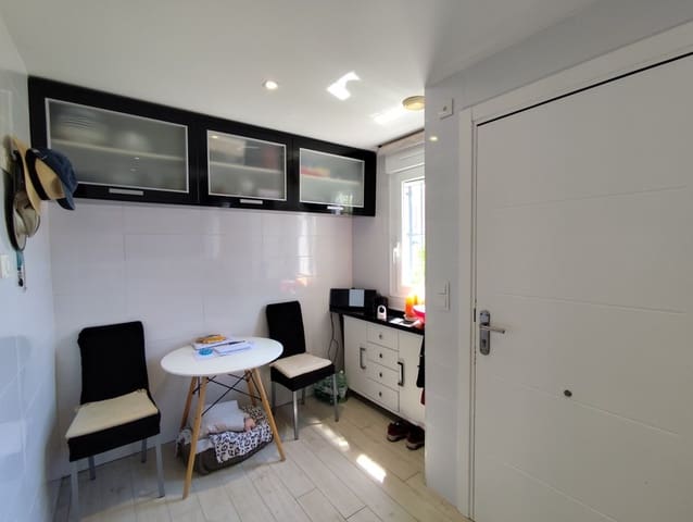 4 chambre Villa/Maison Mitoyenne à vendre à Parque Acuático - Sector 25, Torrevieja avec piscine - 399 000 € (Ref: 10064051)